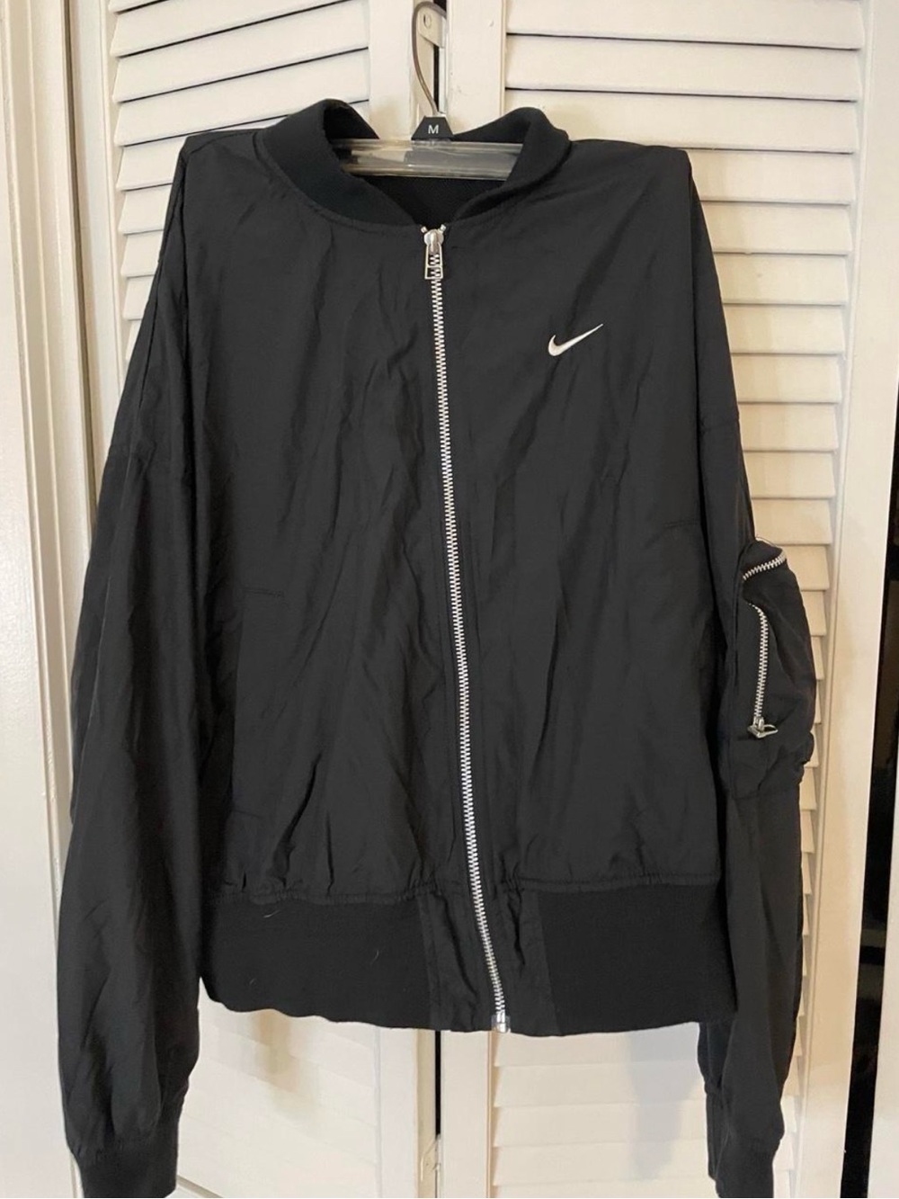 Nike Black Full-Zip Bomber Jacket with Sleeve Zip Pocket